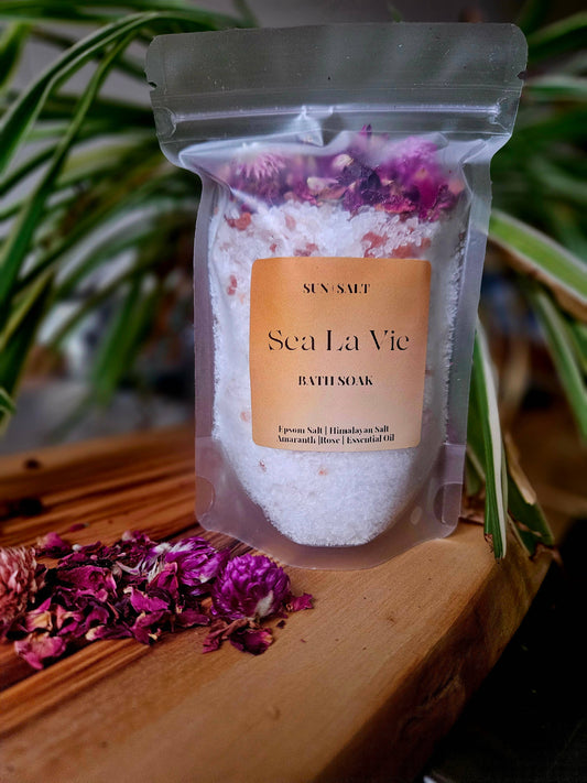 Sea La Vie Bath Soak – Rose Blend