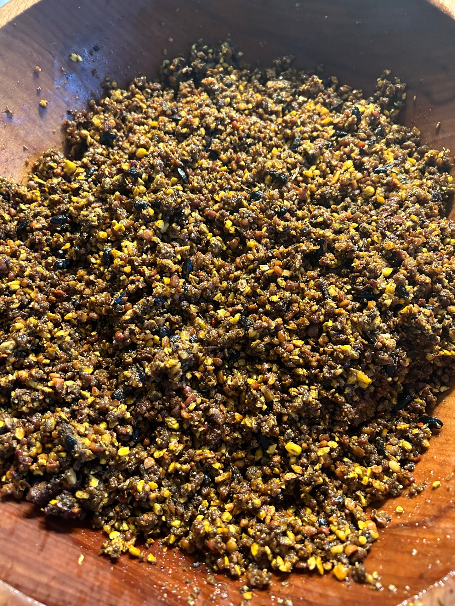 Layin' Large Feed (Local Delivery)